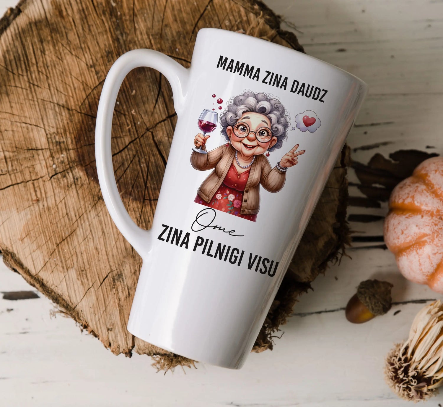 "Mamma zina daudz, Ome zina visu" latte krūze Manadruka.lv