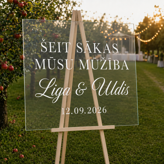 Personalizēta kāzu uzlīme stiklam ar tekstu “Šeit sākas mūsu mūžība”